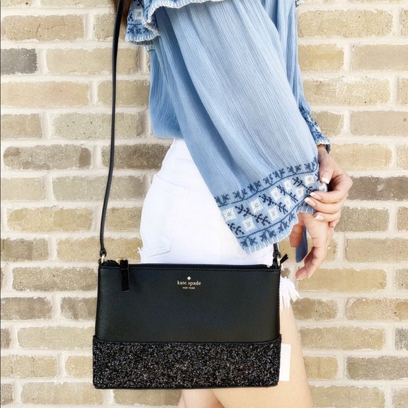 kate spade Handbags - NWT Kate Spade glitter purse